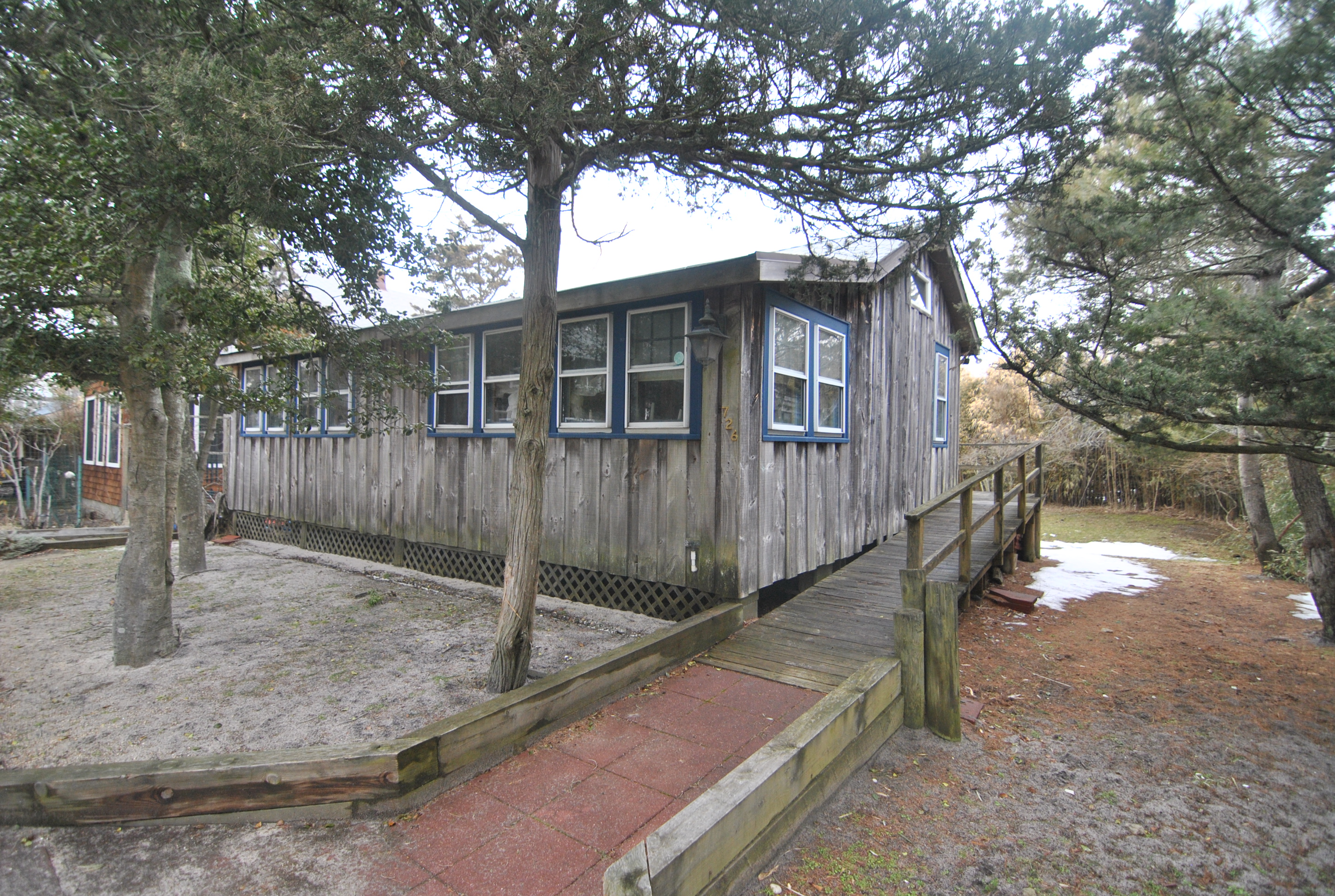 This charming house on the ocean block. Large open living area. Great deck space and large backyard. 