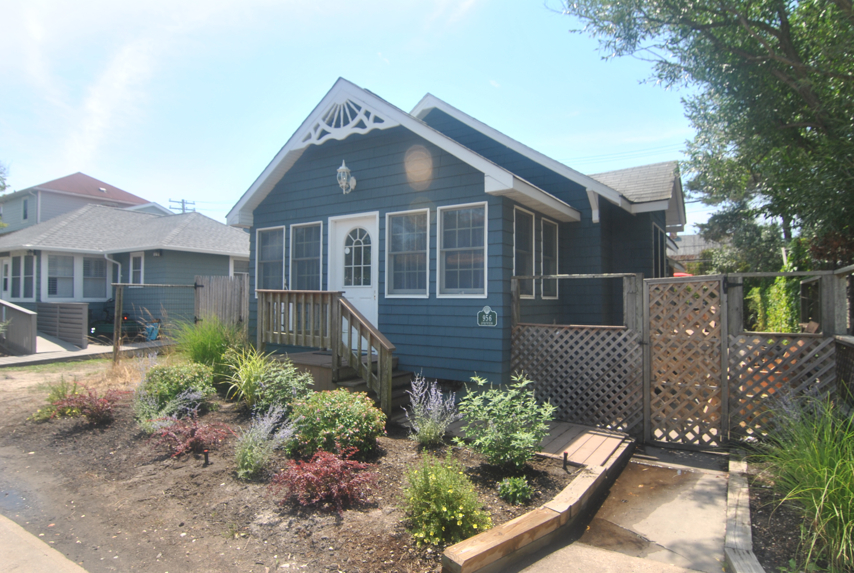 Newly renovated Ocean Beach home. Nicely appointed. Very clean. A/C, Outdoor shower, satellite TV.  2 bedrooms + an enclosed porch with sleeper sofa in the main house and 3rd bedroom with separate access from the deck.  2 full baths.  Lovely rear deck.  Available for the last two weeks of August. Last week of August: $3,500 Labor Day week: $4,000.