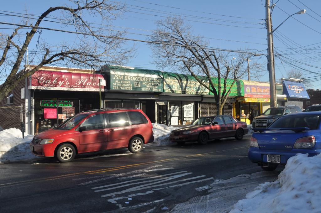 ID#: 1308639 Commercial Storefront In Whitestone For Rent. 650 Square Feet. Located On A Busy Street Close To Transportation And Shops. Food Vendors Are Welcomed At An Additional Fee. Great Opportunity! A Must See!!

For more information please contact Carollo Real Estate at (718) 747-7747 or visit our website at www.CarolloRealestate.com 

Why Go Anywhere Else?
