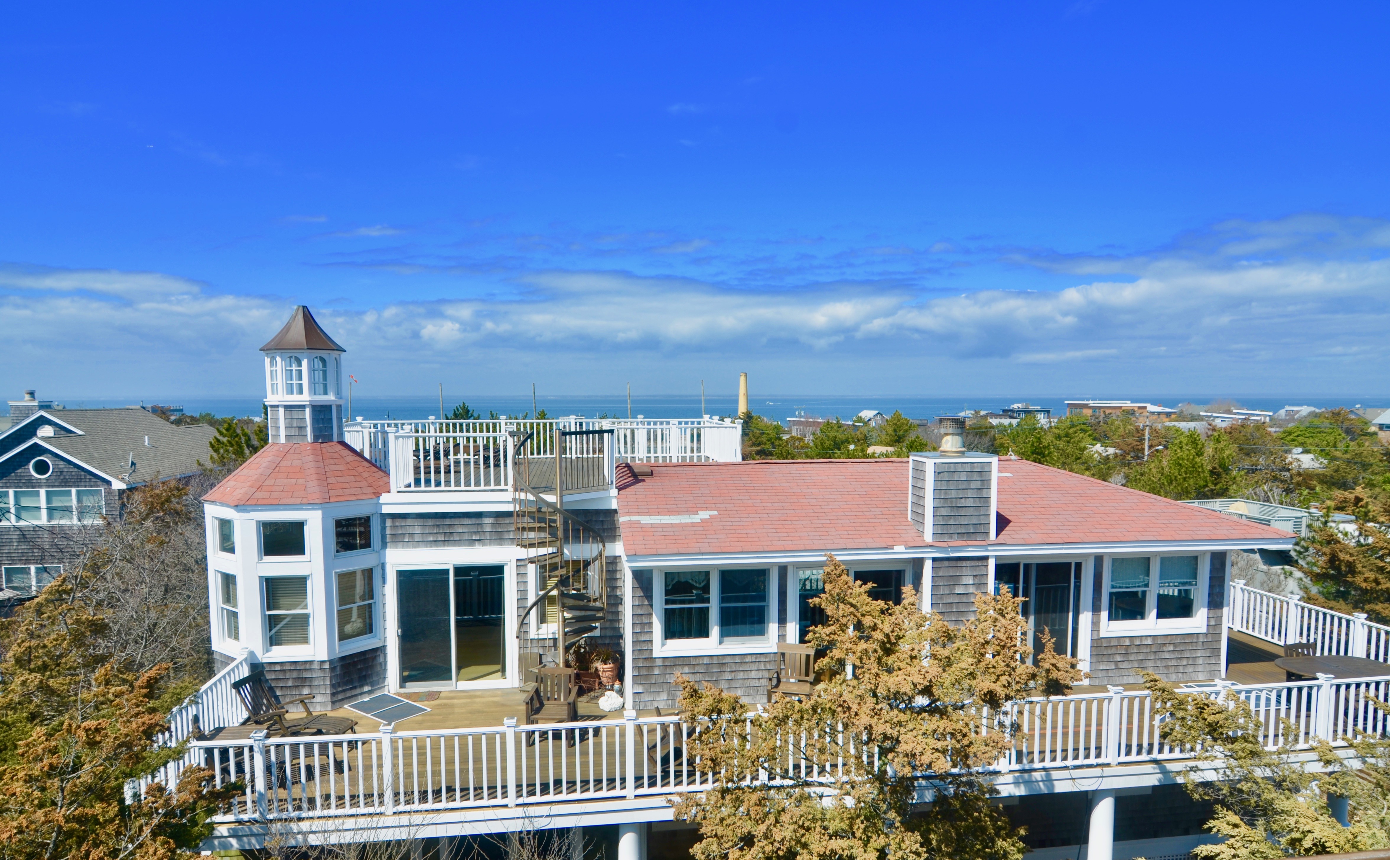 Stunning and spacious Seaview home. 3rd house back from the ocean. Multiple decks with views of the bay and the ocean. 4 bedrooms, 3 bathrooms. Amazing master suite. Open layout. Central A/C.
<br>


