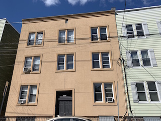 Renovated Two Bed One Bath! Priced Right At Only $1495!

Half Fee Paid by Landlord!

Heat And Hot Water Included!

Hard Wood Floors,Stainless Steel Appliances!

Available For: Vacant(Owner Flexible On Move In Date).

Pet Allowed With Pet Fee And Landlords Approval.