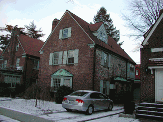 Detached provincial style in a charming setting.  Lovely bay window.  Basement is finished. Lovely yard.  Master bedroom with art deco bathroom