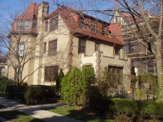 THIS SEMI-DETACHED TUDOR TOWNHOUSE IS FULLY RENOVATED, CLOSE TO ALL.
1ST FLOOR- ENTRY FOYER WITH 1/2 BATHROOM, LIVING ROOM WITH WOOD BURNING FIREPLACE, STEPS UP TO DINING ROOM, OPEN KICHEN WITH A WET BAR.
2ND. FLOOR-2 BEDROOMS,  FULL BATHROOMS AND TERRACE
3RD.FLOOR-2 BEDROOMS, 1 FULL AND 1 1/2 BATHROOM.
FINISH BASEMENT WITH 1/2 BATHROOM, WASHER AND DRYER.