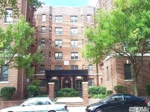 155 01 90th Ave Unit 2 A Jamaica Ny 11432 Mls 3081527 Spruce