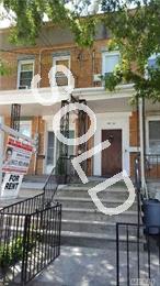 Very Clean, Well Maintained First Floor Two Bedroom, One Bedroom Apartment For Rent, Livingroom, Diningroom, High Ceilings, Hardwood Floors, Eat In Kitchen, Porch, Walk To Shopping, Dining, Local Bus To Mainstreet, And Nyc Express Bus, Whitestone District 25 School, P.S.79