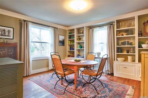 Formal Dining room