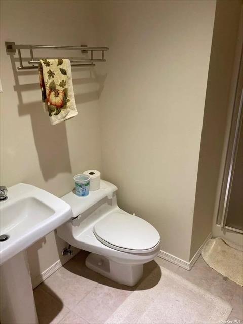 Second floor Bathroom