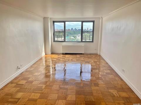 Foyer Entrance/Living Room