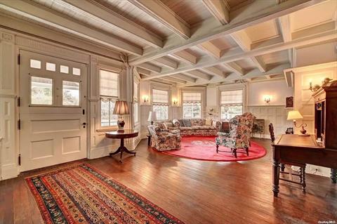 Spacious Dining Room