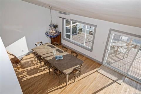 UPSTAIRS LIVING AREA