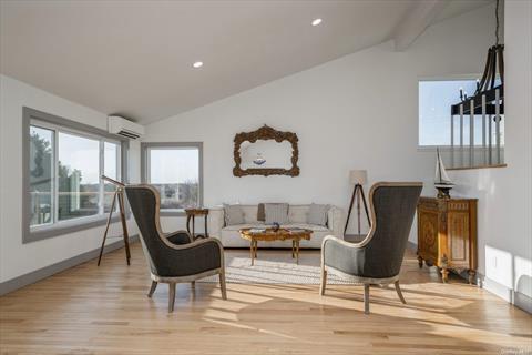 UPSTAIRS LIVING AREA