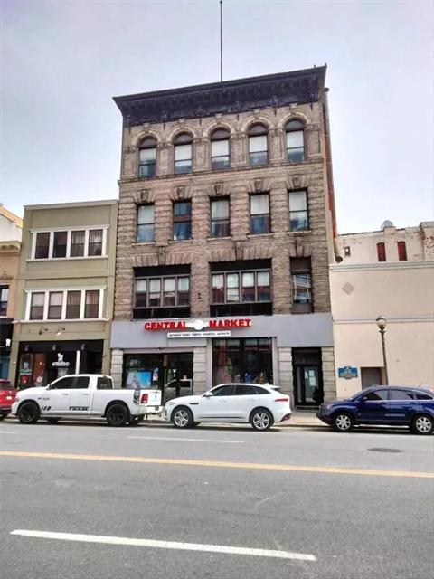 Commercial Retail 1st floor- Massive opportunity