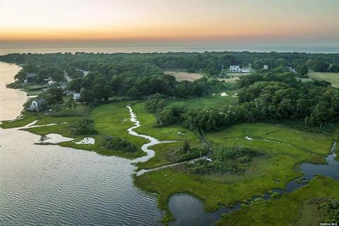 215 Colony Road, Southold - Aerial