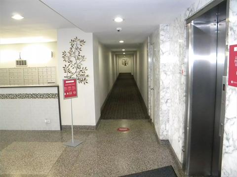 Lobby-Elevator