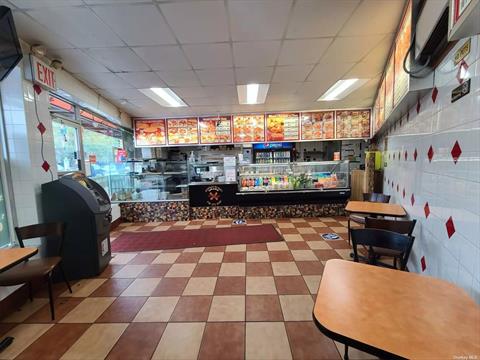 Inside New York Fried Chicken & Pizza