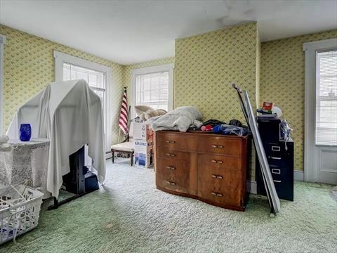 Upstairs bedroom with large closet