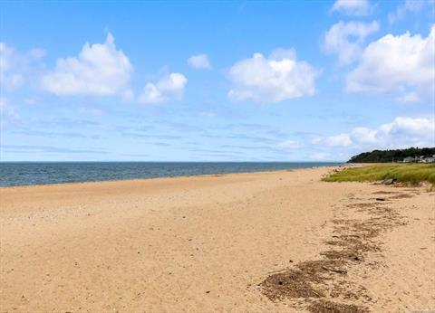 KENNEY’S BEACH