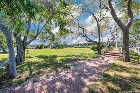 6 Wincoma-Huntington Bay waterfront home