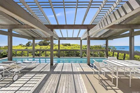 Pool House Pergola