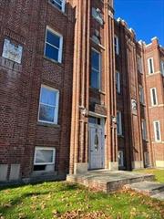 Don&rsquo;t miss the opportunity to rent this Newly Renovated, Spacious, Bright, 1BR apartment with an office/den, large living room, kitchen and full bath in the heart of Poughkeepsie. Large, freshly painted apartment with new laminate flooring throughout on the 3rd floor. Plenty of light shines through in every room. Tenant is responsible for electric ONLY. Landlord is responsible for heat, gas for cooking, water, trash, lawn maintenance and snow removal. Cats OK, no Dogs please. Location, Location close to Transportation, Metro-North, Major Highways, Schools, Parks, Shopping and Restaurants. Landlord requires  complete rental application, credit report and proof of income Schedule your showing today!!