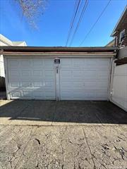 Garage for rent for 1 car. Excellent location close to the Hospital, St. John University, Grand Central Parkway and 159 St.