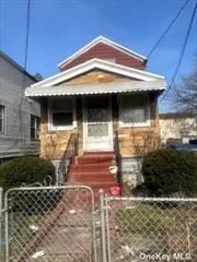 Calling all Builders  House Plus adjacent Vacant Lot R3-2 Low Density Residential Zoning