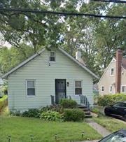 Welcome to 437 Yale Ave. Investment Opportunity knocks !!! Lots of potential !! Needs TLC. This 3/4 bedroom bungolow house is being sold AS IS. Located by TangleWood Park and Preserves. Close to transportation, park, school and shops.