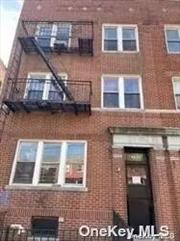 Prime location at Elmhurst, 6Family, Walk to Train, Shopping, Bus.