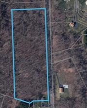 10 acres in the town of Newburgh with plenty of State Route 32 road frontage. No engineering has been done on the property. Being sold as-is. Lot is wooded and subdividable. 75 miles to New York City.