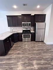 Beautiful 2-bedroom duplex Available to move in now!!!!