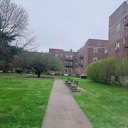Beautiful 1st floor Garden apartment facing the beautiful courtyard. Very specious, bright and airy! Diamond condition, move right in. Convenient to all. Act now, won&rsquo;t last!