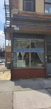 Retail space for Professional use only approximately 400 s/f Ideal use Accounting Office Law firm Pharmacy extra space in basement for additional fee. Few blocks to M & R train, Includes Heat.