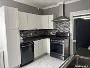 A GOLDEN Opportunity to rent an upper 1 bedroom unit in Mineola near hospital, LIRR, bars & restaurants. This unit has gorgeous wood floors, an AMAZING Kitchen, a nice sized bedroom, full bath, living room and its own laundry!