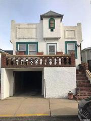 West End Long Beach: Legal 2 Offering 5brs, 2bths, updated 2012 and upstairs 2022. Deck with bay views. Also for rent upstairs, $3800 utils included 3br 1bth, garage. Deck w some bay views.