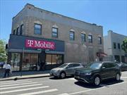 GREAT OFFICE SPACE RIGHT IN THE CENTER OF WESTCHESTER SQUARE NEAR ALL PUBLIC TRANSPORTATIONS, BUSTLING COMMERCIAL AREA , SHOPPING , RESTAURANTS.INCREDIBLE LOCATION FOR ANY TYPE OF OFFICE/RETAIL.