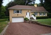 Well maintained 4 Bedroom Cape style home on a flat and fully usable .5 acres. Conveniently located to downtown Armonk Square, shops, restaurants and schools. Enjoy Armonk living with beautiful parks, playgrounds, award winning school district and an ambiance of great restaurants and coffee shops. Easy access to major roadways and neighboring towns of Bedford, Mt Kisco and Chappaqua.