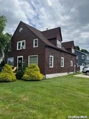 CHARMING OLDER HOME. EXCELLENT FOR EXTENDED FAMILY.. TOTALLY RENOVATED.,