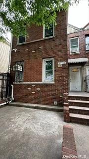 Welcome to the spacious Two Family Semidetached home in Corona, Queens! Boasting 7 bedrooms and 2 full bathrooms, this residence is perfect for a large family or savvy investor. The full finished basement, complete with a private entrance, adds versatility to the space. Close To Train 7. Prime Location.