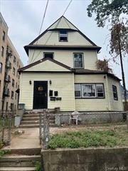 2 Family Home, Completely Gutted, Cash Offers Only.