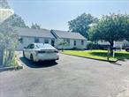 Close to transportation, Train Station, Restaurants, stores, main Roads., Additional information: Appearance:Good