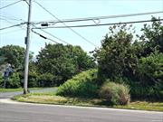 Build your dream home on this Vacant Single and separate corner lot. With views of Bellport Bay. Seller will allow buyer to get building permits prior to closing.