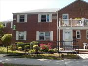 Large 2BR G main floor, Freshly painted and ready to go!!! Steps to shopping, buses, and Union Tpke.