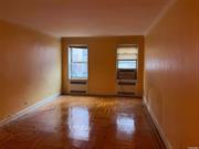 3 BLOCKS FROM SUBWAY, PRE-WAR BLDG, 1 BR CO-OP APARTMENT