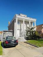 Pristine home featuring 4 bedrooms and 3.5 bathrooms, located in the desirable Whitestone area. This elegant custom-built residence includes a spacious living area, a galley kitchen, and a luxurious extra-large backyard with space for an inground pool. The home is fully renovated with modern amenities, central air conditioning, and energy-efficient windows. Additional highlights are a finished basement and a private driveway with carport access., Additional information: Appearance:Good