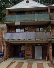 Excellent 1 Bedroom Rental at Queens area Douglaston. Very nice Condominium 2nd floor with Full size Bedroom, Living Room, Dining Room, Eat in Kitchen, Full bath, Common Balcony. Very Good School Dist #26. Close to transportation and shopping with easy access to major highways.