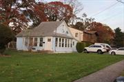 Cozy three-bedroom house on a dead-end private street with living room dining room combo a den and a wraparound porch in the front. Part finished basement with lots of storage Two to four car private driveway for parking available December 1st, 2024