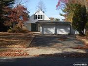 2 Car Attached Garage was converted to living space. Rear yard backs up to Elementary School. This house will require a total overhaul., Additional information: Appearance:Fair, Separate Hotwater Heater:Elec