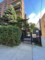 Large 2 Bedroom 1 Bathroom Apartments. Corner Unit With Balcony Co-Op in Flushing. Each Room With Window. Closed to Everything! This Building has One Entrance on Northern Boulevard Entrance Side and 35th Avenue Entrance Side. Very sunny all day. Pet Friendly Building.