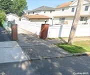 1 CAR GARAGE AND DRIVEWAY Parks 3 Cars - 5 BLOCKS FROM LIRR DRIVE BY ONLY! DONOT DISTUBE THE HOUSE OCCUPANTS .4 MILE WALK!