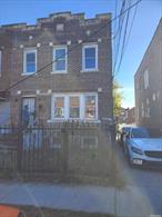 TWO FAM 1 ST FLOOR 2 BED  2 ND FLOOR 2 BED FULL BASEMENT  SEPT ENTRANCE, Additional information: Appearance:as is